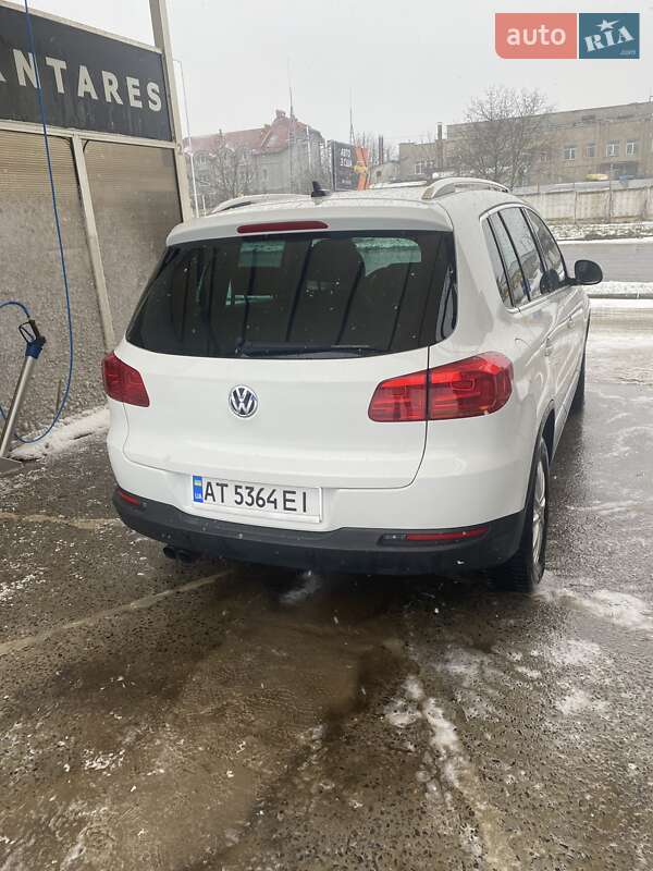 Внедорожник / Кроссовер Volkswagen Tiguan 2015 в Ивано-Франковске