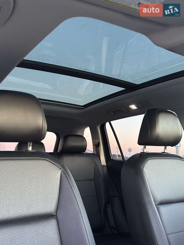 Внедорожник / Кроссовер Volkswagen Tiguan 2018 в Ковеле