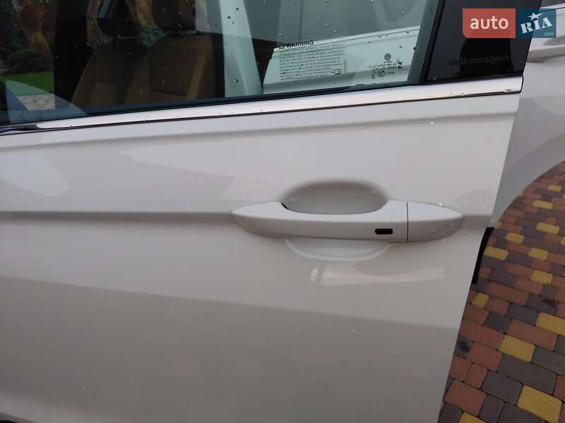 Позашляховик / Кросовер Volkswagen Tiguan 2024 в Києві