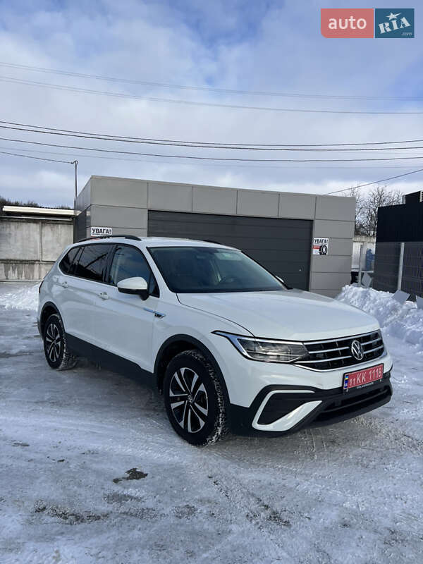 Внедорожник / Кроссовер Volkswagen Tiguan 2023 в Белой Церкви фото 4 Внедорожник / Кроссовер Volkswagen Tiguan 2023 в Белой Церкви