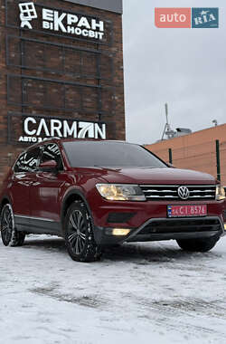 Внедорожник / Кроссовер Volkswagen Tiguan 2018 в Киеве