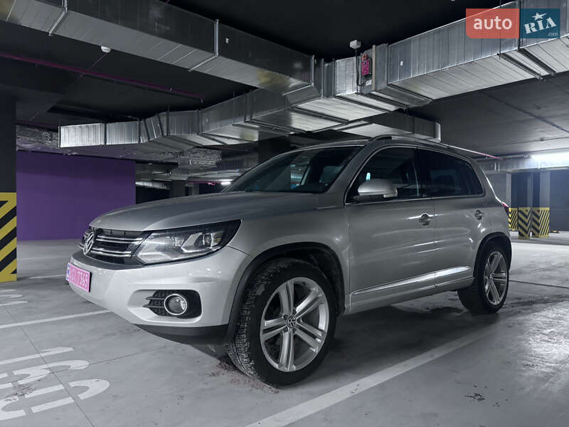 Внедорожник / Кроссовер Volkswagen Tiguan 2016 в Ивано-Франковске