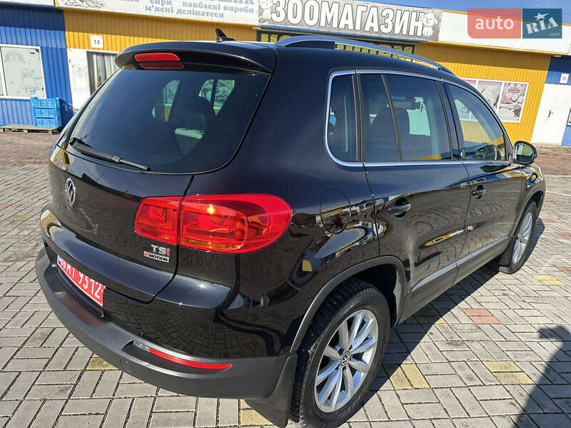 Внедорожник / Кроссовер Volkswagen Tiguan 2017 в Житомире