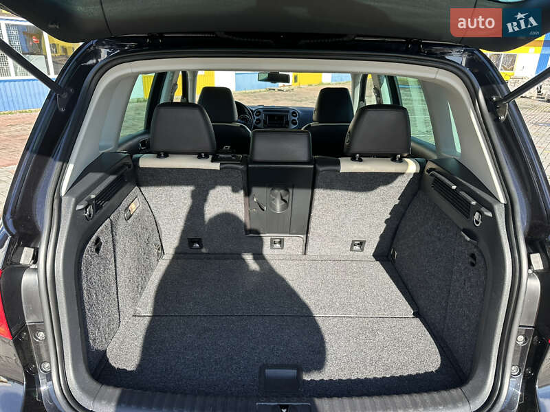 Внедорожник / Кроссовер Volkswagen Tiguan 2017 в Житомире