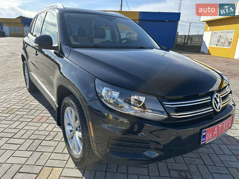 Внедорожник / Кроссовер Volkswagen Tiguan 2017 в Житомире