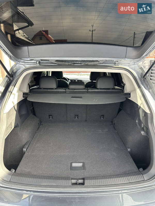 Внедорожник / Кроссовер Volkswagen Tiguan 2019 в Луцке