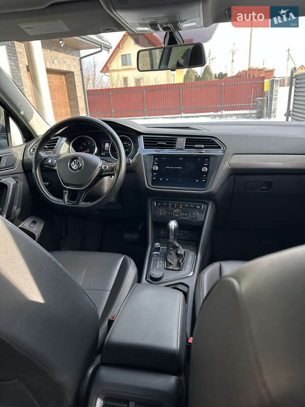 Внедорожник / Кроссовер Volkswagen Tiguan 2019 в Луцке