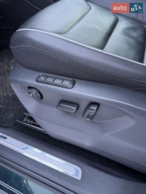 Позашляховик / Кросовер Volkswagen Tiguan 2019 в Луцьку фото 24 Позашляховик / Кросовер Volkswagen Tiguan 2019 в Луцьку