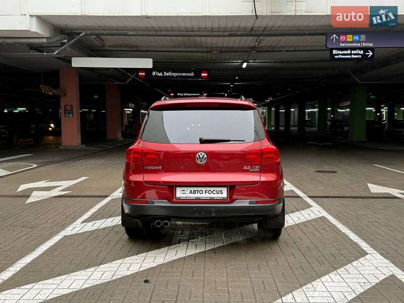 Внедорожник / Кроссовер Volkswagen Tiguan 2015 в Киеве
