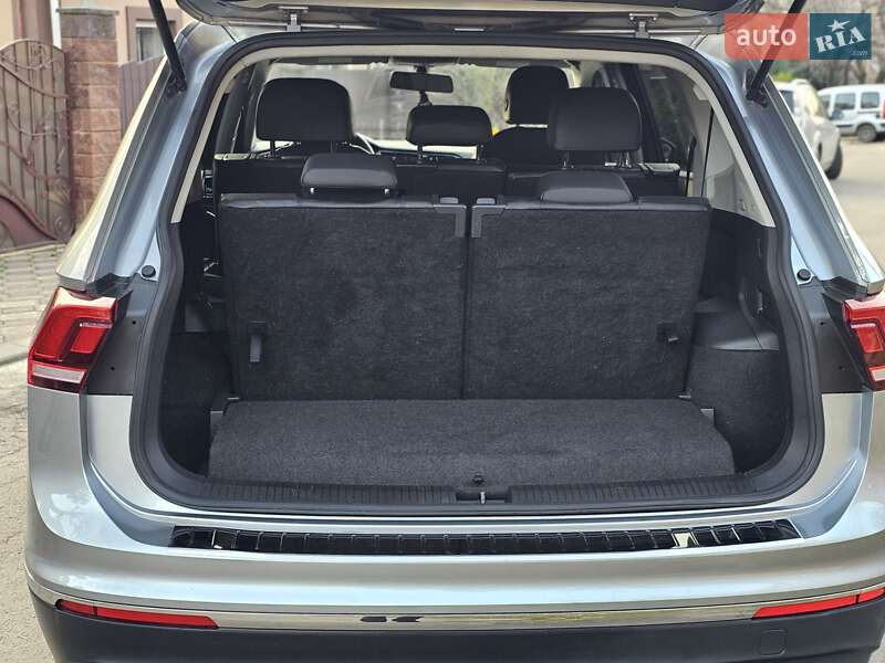 Внедорожник / Кроссовер Volkswagen Tiguan 2020 в Ровно