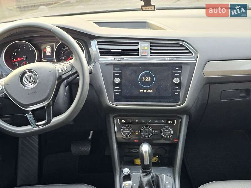 Внедорожник / Кроссовер Volkswagen Tiguan 2020 в Ровно