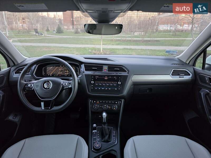 Позашляховик / Кросовер Volkswagen Tiguan 2020 в Кривому Розі фото 63 Позашляховик / Кросовер Volkswagen Tiguan 2020 в Кривому Розі