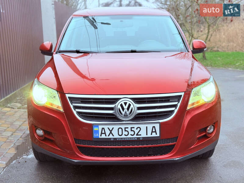 Внедорожник / Кроссовер Volkswagen Tiguan 2010 в Харькове фото 3 Внедорожник / Кроссовер Volkswagen Tiguan 2010 в Харькове