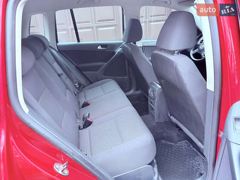 Внедорожник / Кроссовер Volkswagen Tiguan 2010 в Харькове фото 13 Внедорожник / Кроссовер Volkswagen Tiguan 2010 в Харькове
