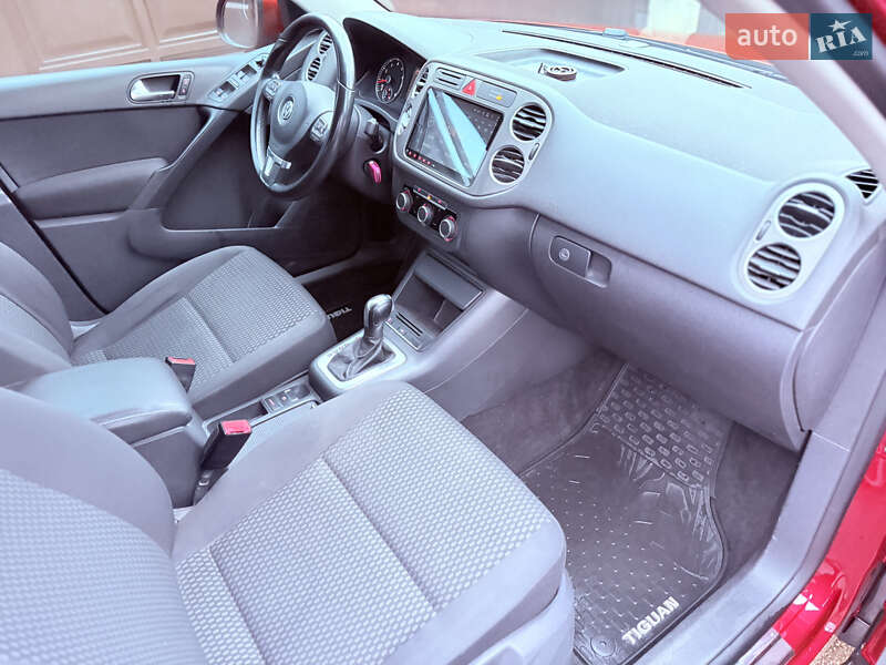 Внедорожник / Кроссовер Volkswagen Tiguan 2010 в Харькове фото 30 Внедорожник / Кроссовер Volkswagen Tiguan 2010 в Харькове