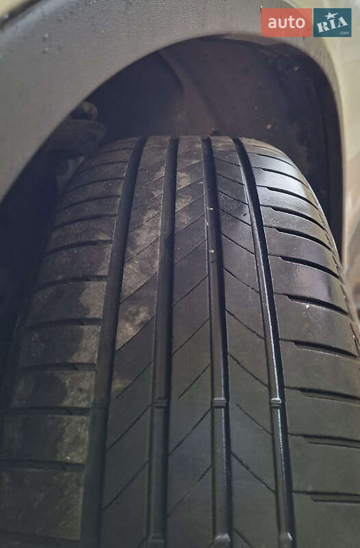 Внедорожник / Кроссовер Volkswagen Tiguan 2016 в Днепре фото 16 Внедорожник / Кроссовер Volkswagen Tiguan 2016 в Днепре