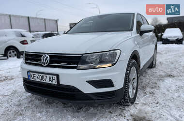Внедорожник / Кроссовер Volkswagen Tiguan 2017 в Киеве
