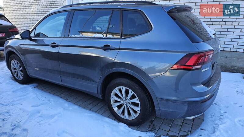 Внедорожник / Кроссовер Volkswagen Tiguan 2017 в Ходорове фото 3 Внедорожник / Кроссовер Volkswagen Tiguan 2017 в Ходорове