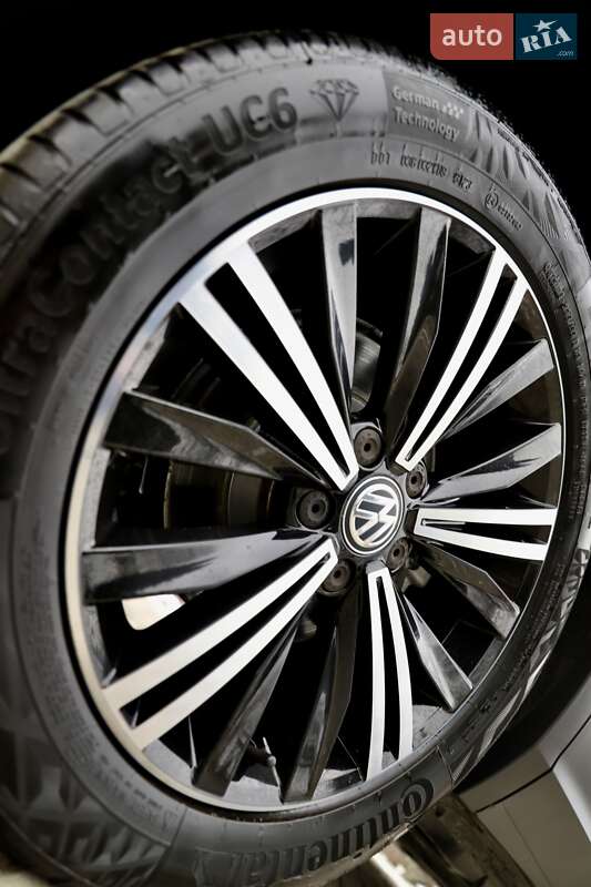 Внедорожник / Кроссовер Volkswagen Tiguan 2020 в Трускавце