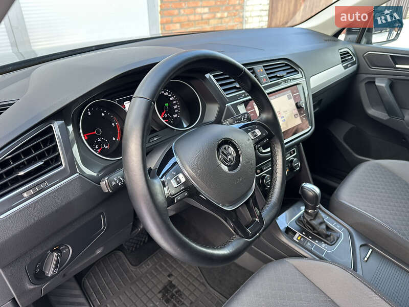 Внедорожник / Кроссовер Volkswagen Tiguan 2018 в Луцке фото 50 Внедорожник / Кроссовер Volkswagen Tiguan 2018 в Луцке