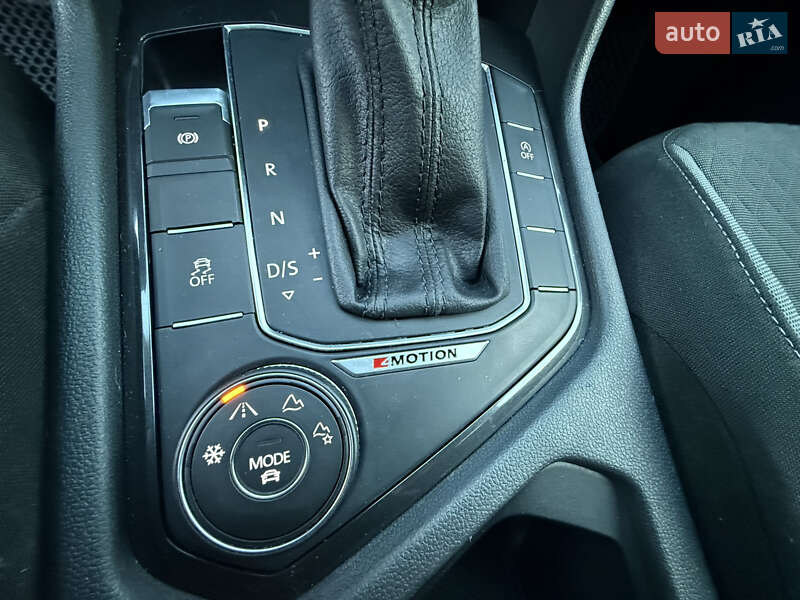 Внедорожник / Кроссовер Volkswagen Tiguan 2018 в Ровно