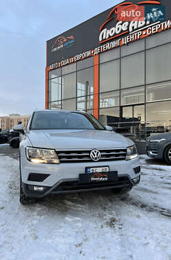 Внедорожник / Кроссовер Volkswagen Tiguan 2018 в Львове