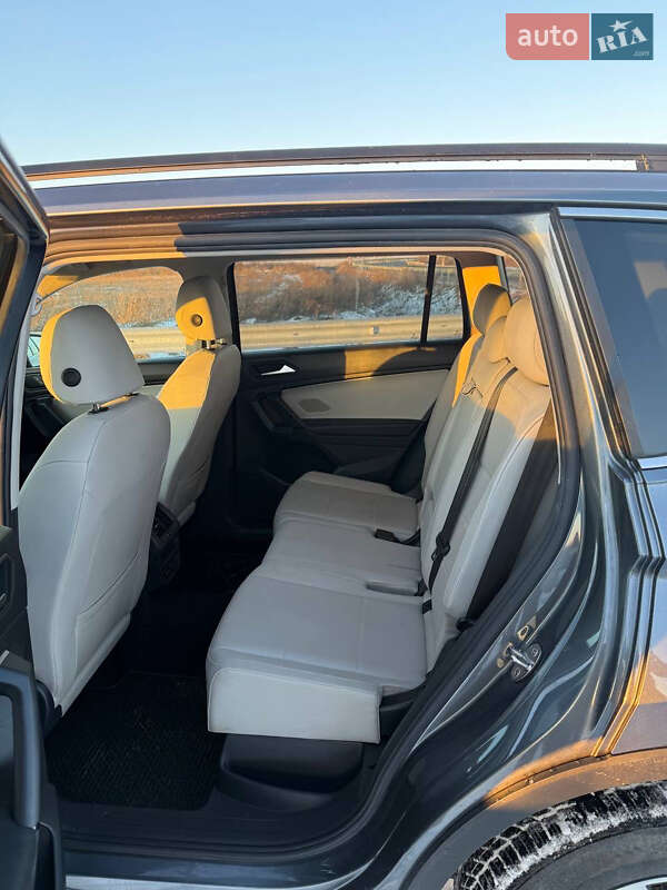 Внедорожник / Кроссовер Volkswagen Tiguan 2019 в Львове фото 10 Внедорожник / Кроссовер Volkswagen Tiguan 2019 в Львове