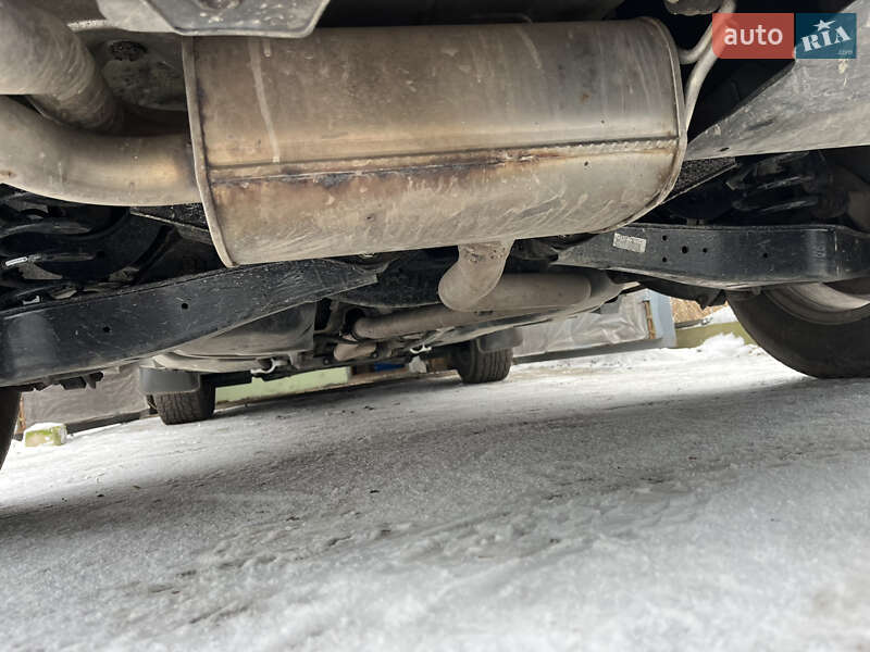 Внедорожник / Кроссовер Volkswagen Tiguan 2011 в Житомире