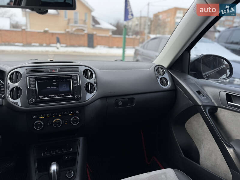 Внедорожник / Кроссовер Volkswagen Tiguan 2016 в Бердичеве