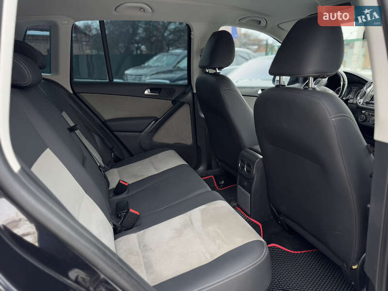 Внедорожник / Кроссовер Volkswagen Tiguan 2016 в Бердичеве