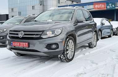 Позашляховик / Кросовер Volkswagen Tiguan 2015 в Києві