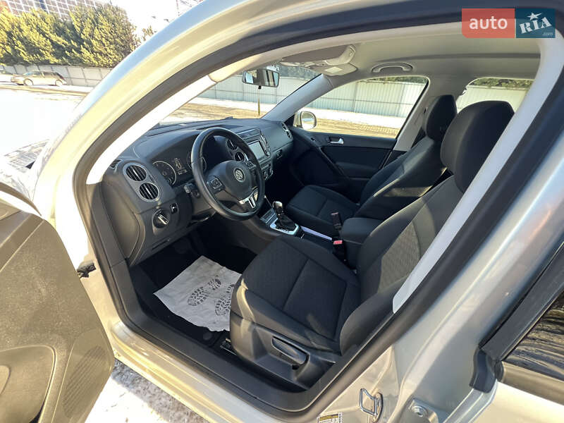 Внедорожник / Кроссовер Volkswagen Tiguan 2015 в Луцке фото 15 Внедорожник / Кроссовер Volkswagen Tiguan 2015 в Луцке