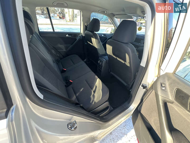 Внедорожник / Кроссовер Volkswagen Tiguan 2015 в Луцке фото 20 Внедорожник / Кроссовер Volkswagen Tiguan 2015 в Луцке