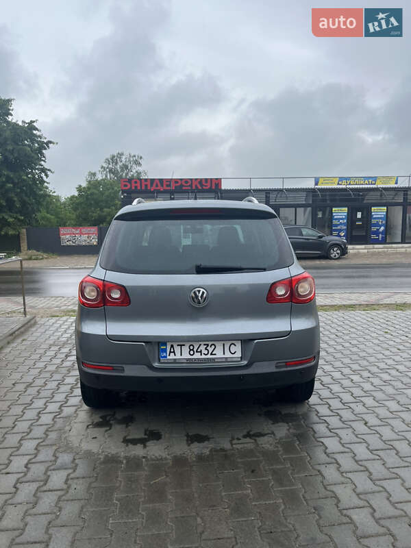 Позашляховик / Кросовер Volkswagen Tiguan 2008 в Чернівцях фото 5 Позашляховик / Кросовер Volkswagen Tiguan 2008 в Чернівцях