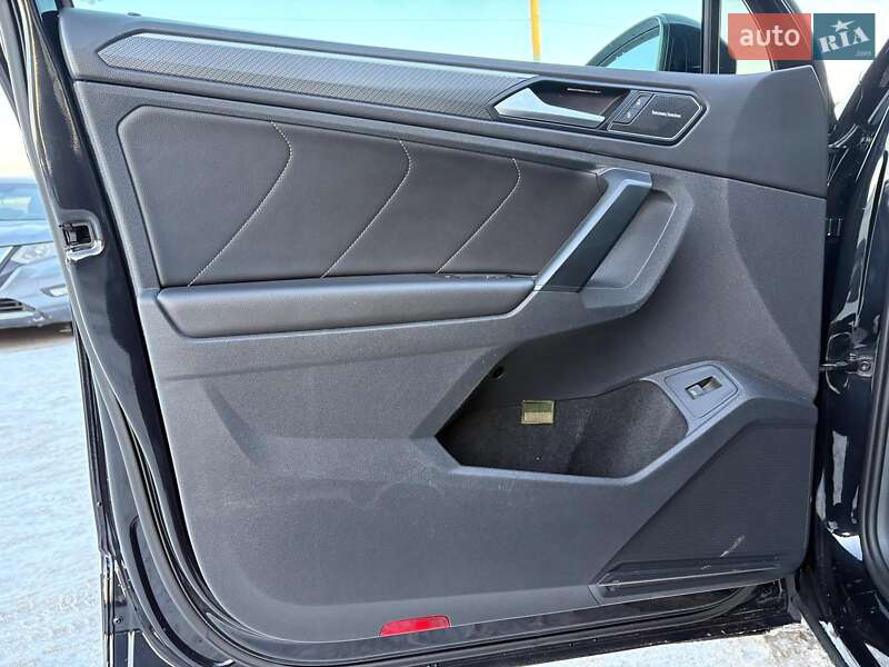 Позашляховик / Кросовер Volkswagen Tiguan 2020 в Львові