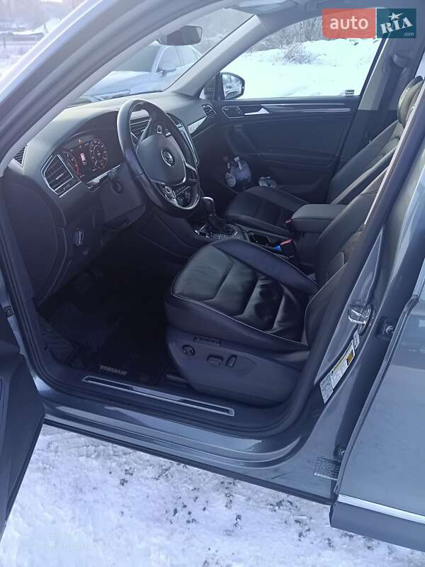 Внедорожник / Кроссовер Volkswagen Tiguan 2018 в Чугуеве