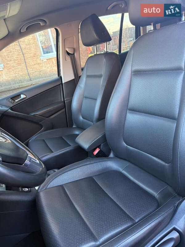 Позашляховик / Кросовер Volkswagen Tiguan 2016 в Миронівці фото 11 Позашляховик / Кросовер Volkswagen Tiguan 2016 в Миронівці