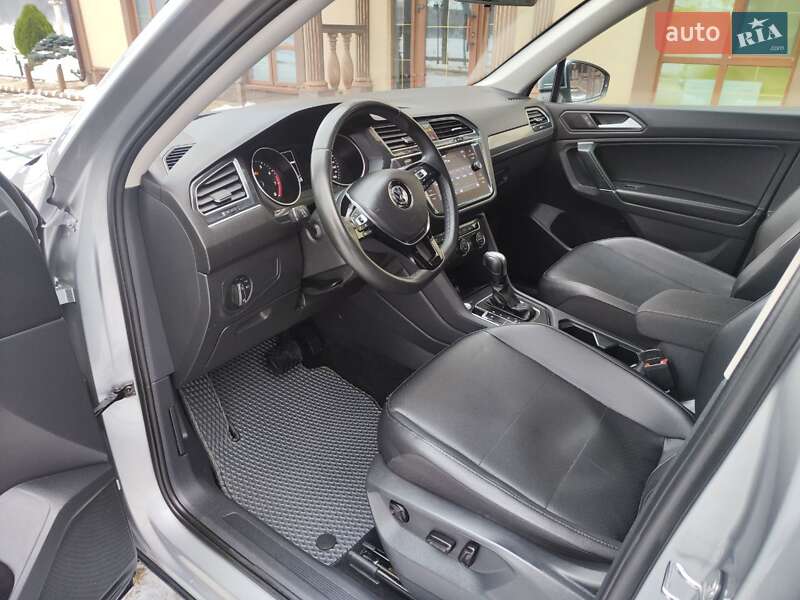 Внедорожник / Кроссовер Volkswagen Tiguan 2020 в Кременчуге фото 11 Внедорожник / Кроссовер Volkswagen Tiguan 2020 в Кременчуге