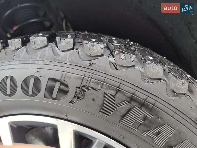 Внедорожник / Кроссовер Volkswagen Tiguan 2020 в Кременчуге фото 18 Внедорожник / Кроссовер Volkswagen Tiguan 2020 в Кременчуге