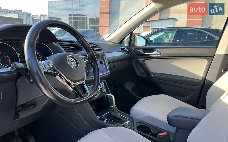 Внедорожник / Кроссовер Volkswagen Tiguan 2018 в Львове фото 10 Внедорожник / Кроссовер Volkswagen Tiguan 2018 в Львове