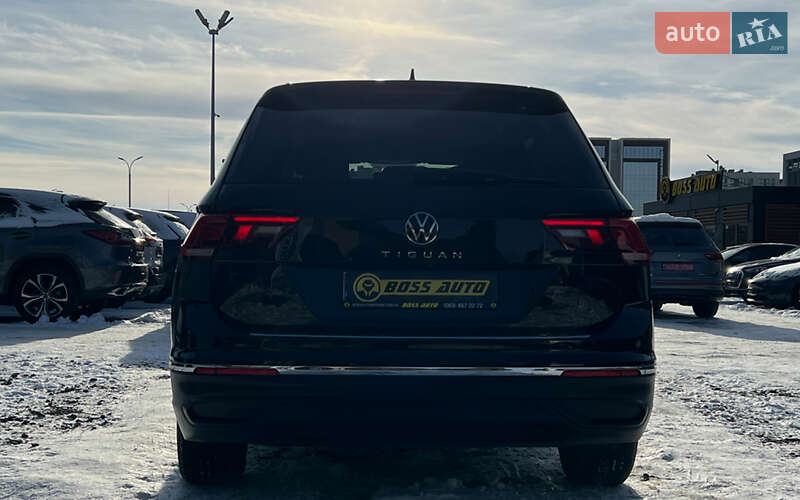 Позашляховик / Кросовер Volkswagen Tiguan 2021 в Львові