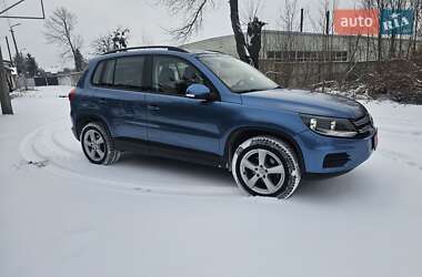 Внедорожник / Кроссовер Volkswagen Tiguan 2016 в Стрые