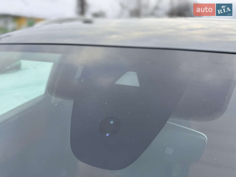 Внедорожник / Кроссовер Volkswagen Tiguan 2018 в Харькове