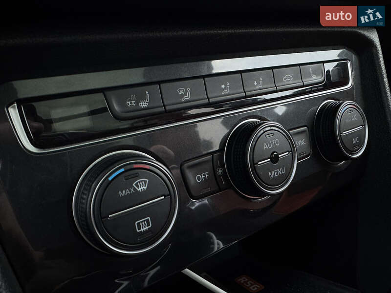 Внедорожник / Кроссовер Volkswagen Tiguan 2018 в Харькове