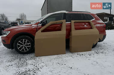 Внедорожник / Кроссовер Volkswagen Tiguan 2019 в Львове