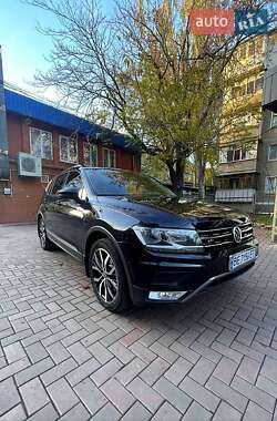Позашляховик / Кросовер Volkswagen Tiguan 2018 в Миколаєві