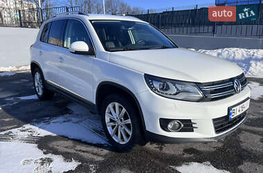 Внедорожник / Кроссовер Volkswagen Tiguan 2014 в Полтаве