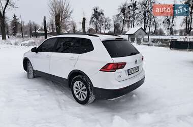 Внедорожник / Кроссовер Volkswagen Tiguan 2018 в Ильинцах