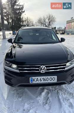 Позашляховик / Кросовер Volkswagen Tiguan 2020 в Києві