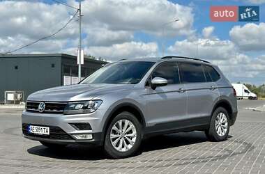 Внедорожник / Кроссовер Volkswagen Tiguan 2019 в Львове